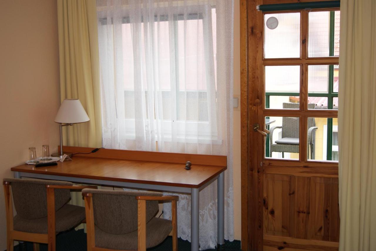 Hotel Alga Ustka Eksteriør bilde