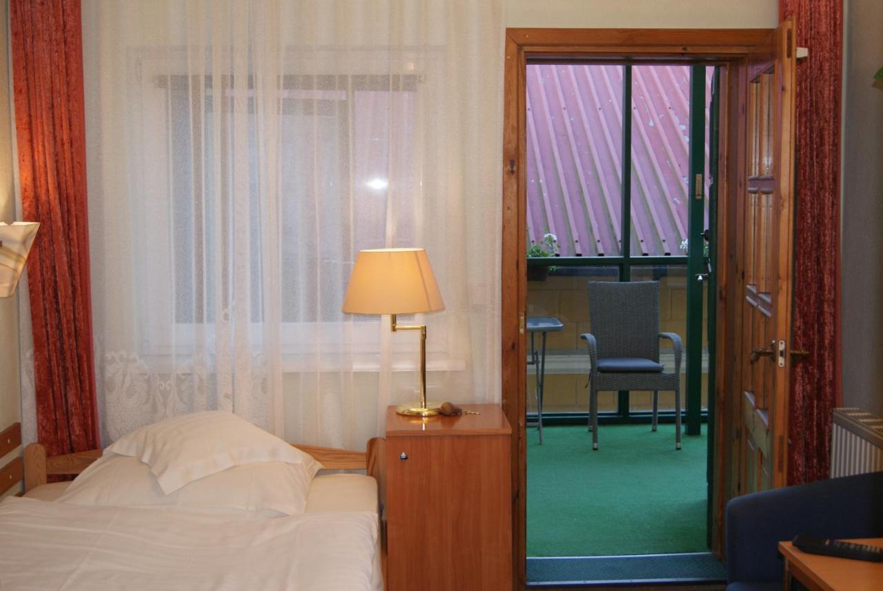 Hotel Alga Ustka Eksteriør bilde