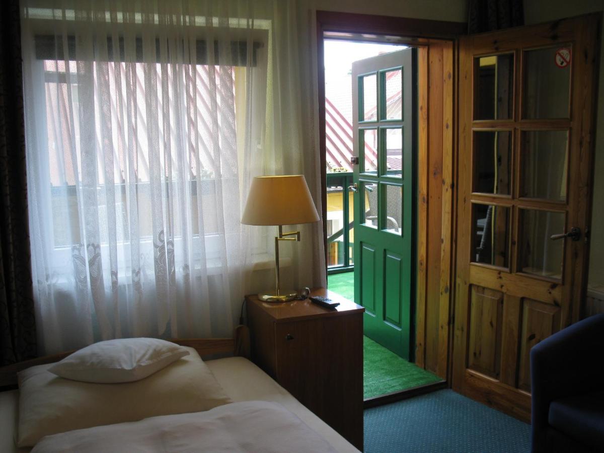 Hotel Alga Ustka Eksteriør bilde
